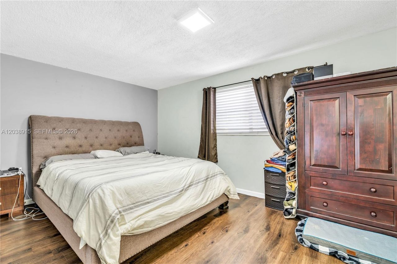 875 E 29th St , Unit 1, Hialeah, FL 33013 Photo