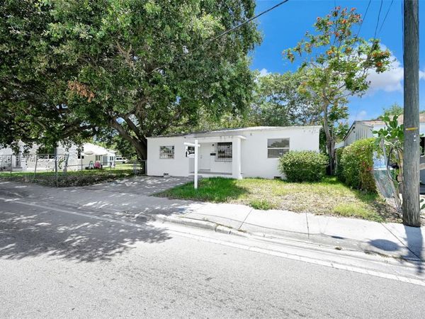 5511 NW 12th Ave , Miami, FL 33127
