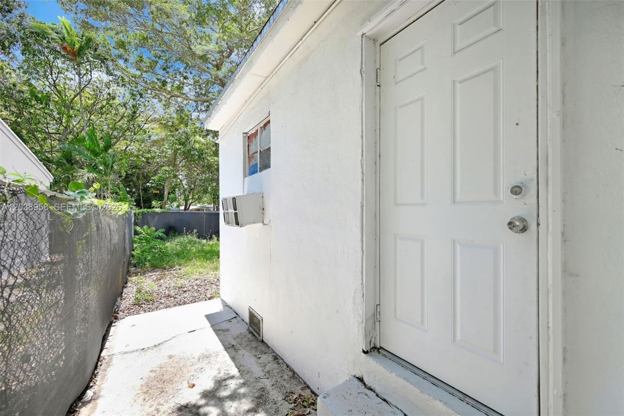 5511 NW 12th Ave , Miami, FL 33127 Photo