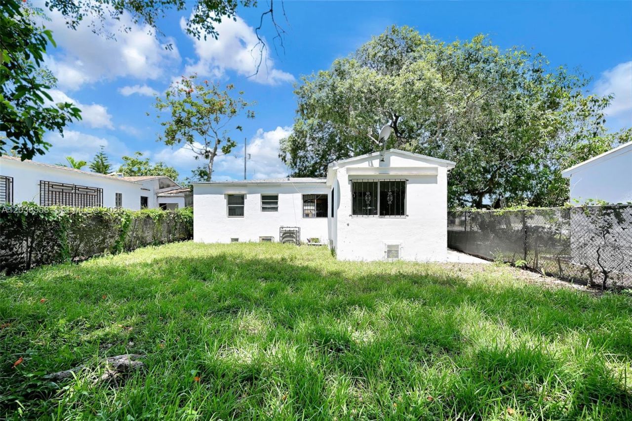 5511 NW 12th Ave , Miami, FL 33127 Photo