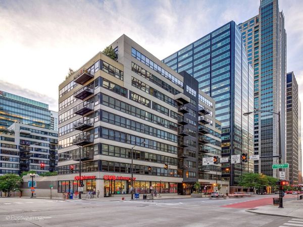 130 S Canal Street , Unit 820, Chicago, IL 60606