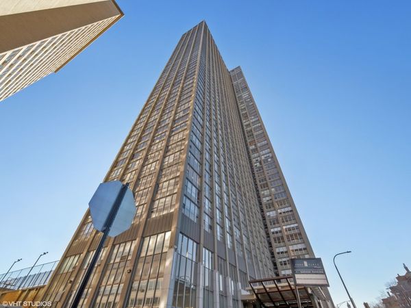 655 W Irving Park Road , Unit 4910, Chicago, IL 60613