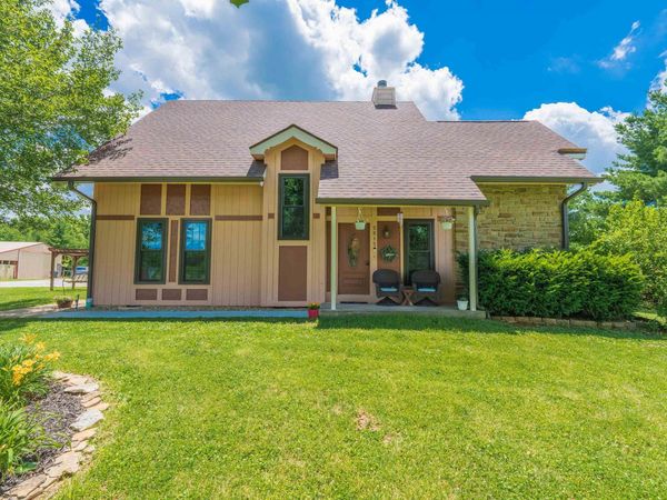 5015 Maple Grove Road, Martinsville, IN 46151