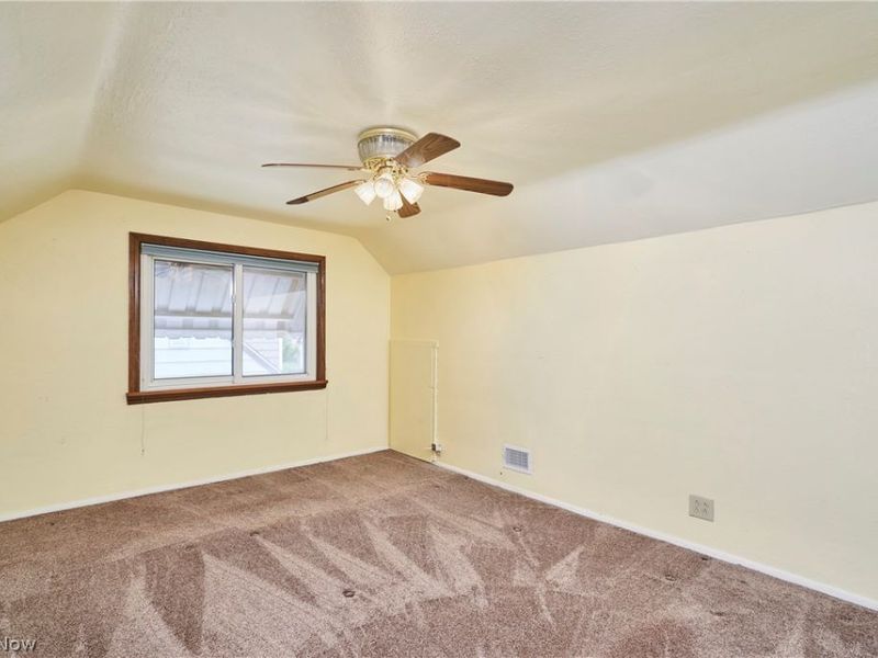 6876 Greenleaf Avenue , Parma Heights, OH 44130 Photo 13