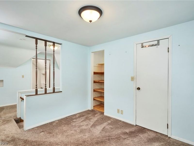 6876 Greenleaf Avenue , Parma Heights, OH 44130 Photo 14