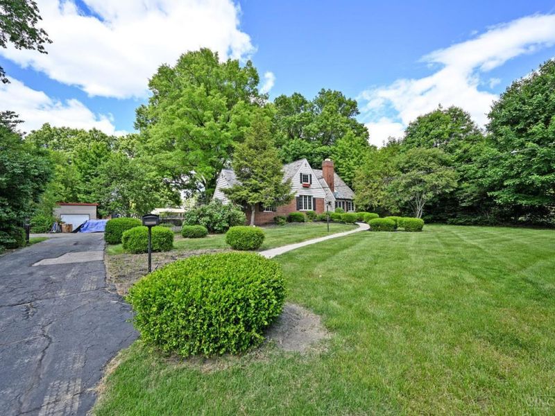 1020 W Galbraith Road, Cincinnati, OH 45231 Photo 2