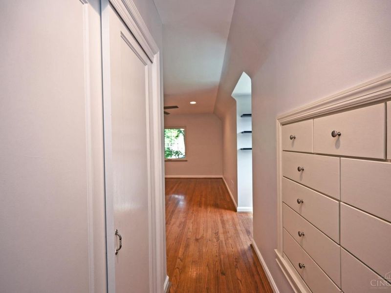 1020 W Galbraith Road, Cincinnati, OH 45231 Photo 31
