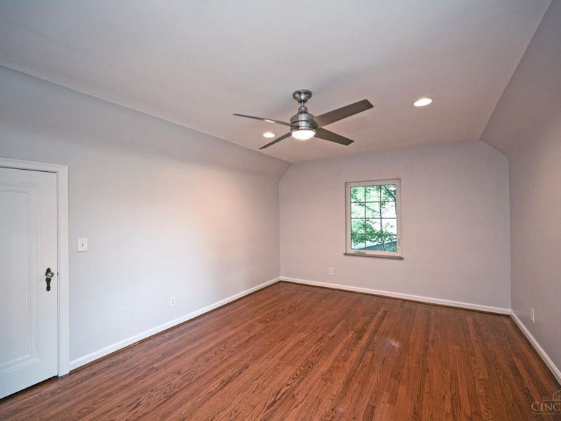 1020 W Galbraith Road, Cincinnati, OH 45231 Photo 32