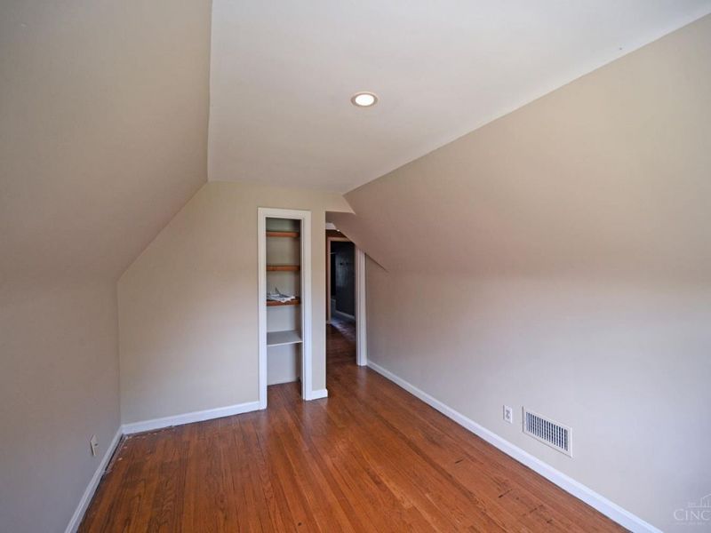 1020 W Galbraith Road, Cincinnati, OH 45231 Photo 45
