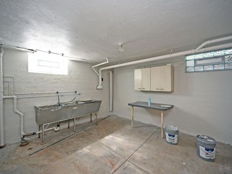 1020 W Galbraith Road, Cincinnati, OH 45231 Photo 51