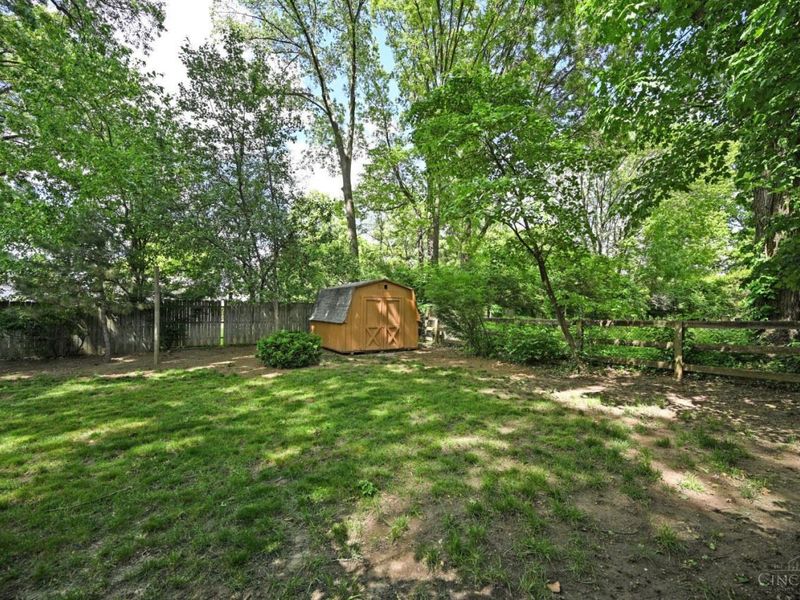 1020 W Galbraith Road, Cincinnati, OH 45231 Photo 57