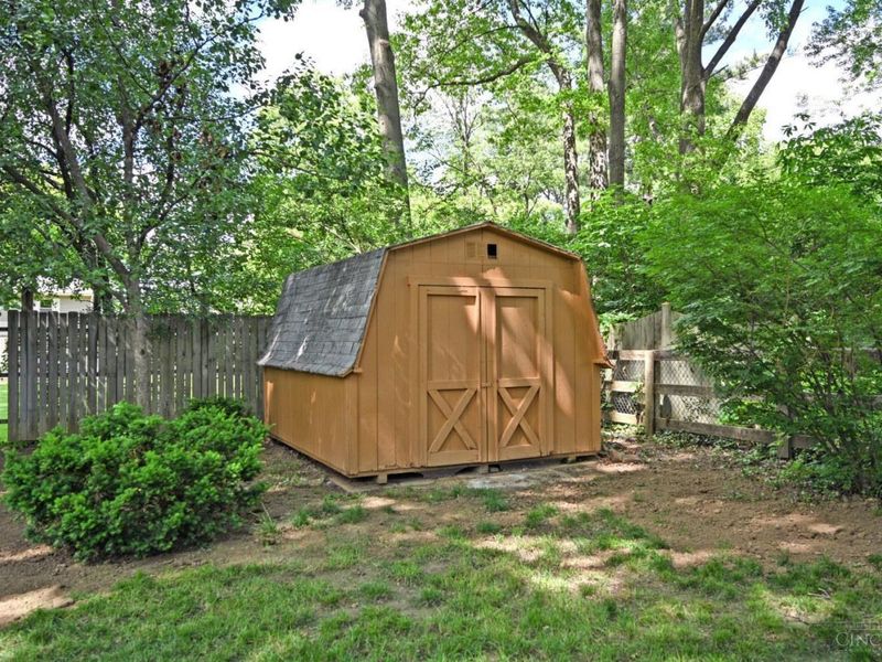 1020 W Galbraith Road, Cincinnati, OH 45231 Photo 58