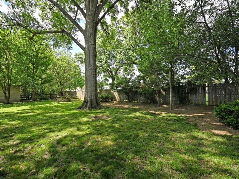 1020 W Galbraith Road, Cincinnati, OH 45231 Photo 59