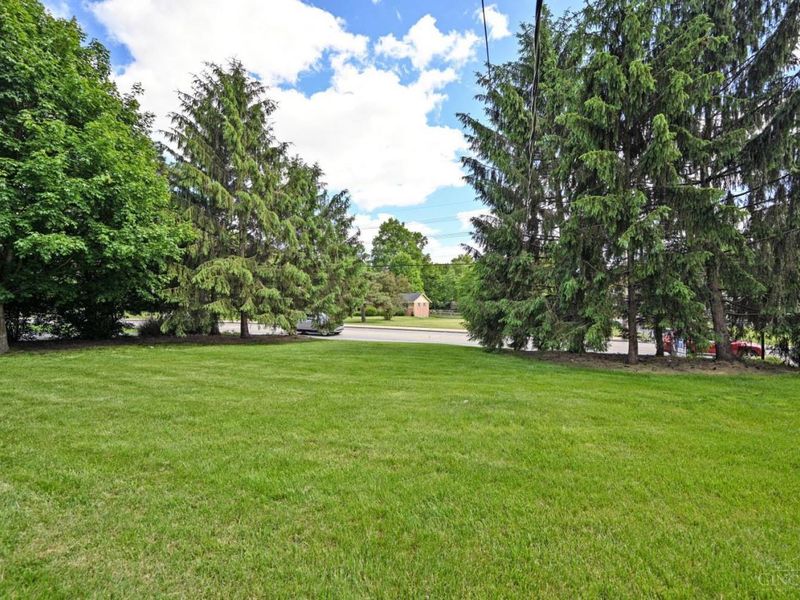1020 W Galbraith Road, Cincinnati, OH 45231 Photo 6