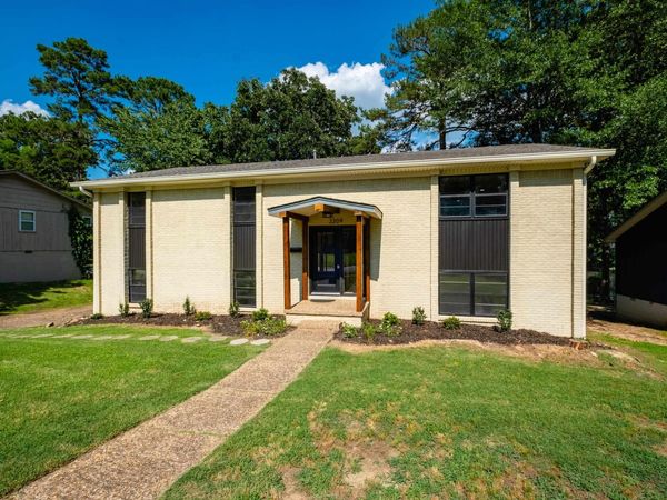 2209 Breckenridge Drive, Little Rock, AR 72227