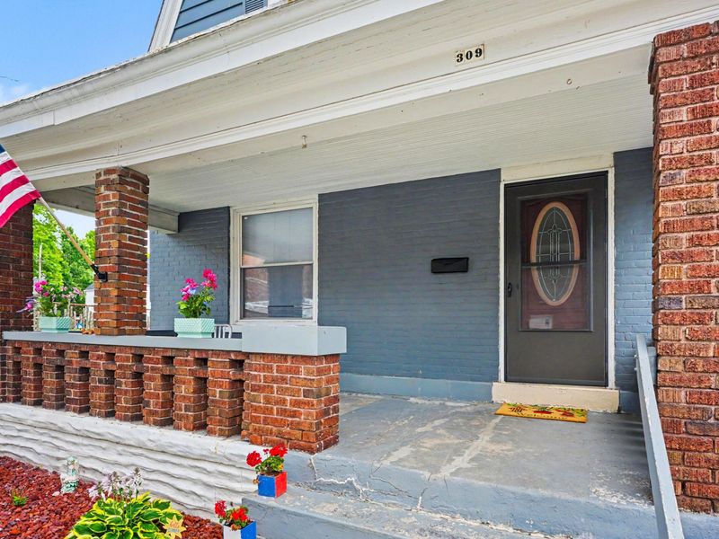 309 E 21st Street, Covington, KY 41014 Photo 2