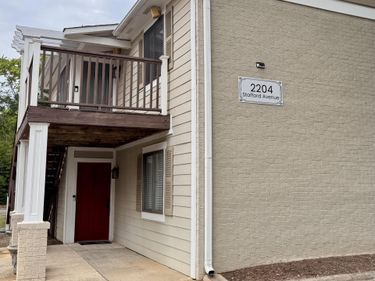 2204 Stafford Avenue, Unit 202, Raleigh, NC 27607