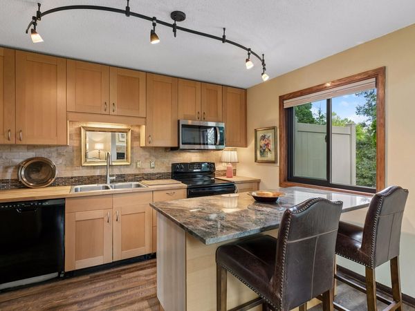 5410 Sanibel Drive, Minnetonka, MN 55343