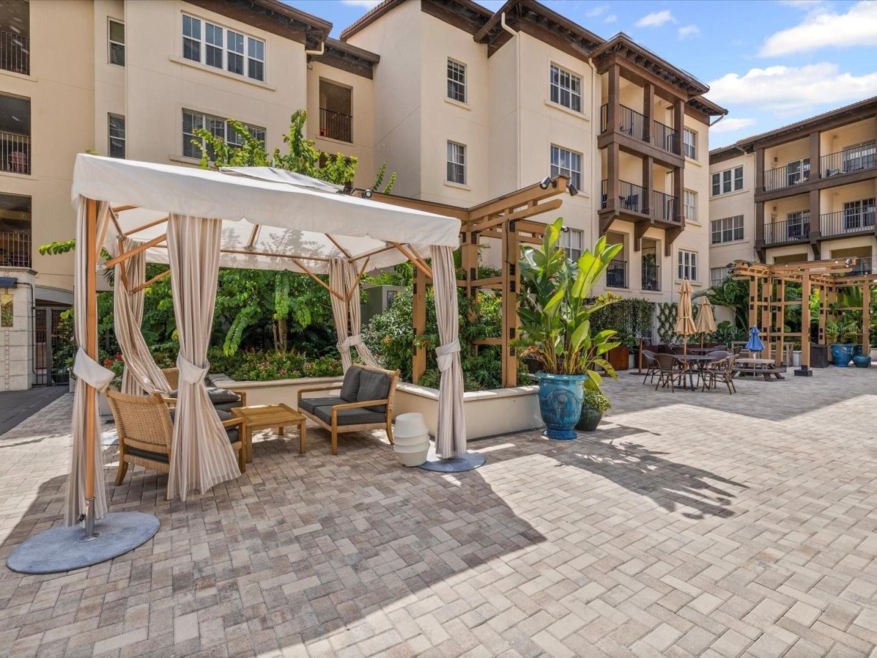 200 4th Avenue S, Unit 225, Saint Petersburg, FL 33701 Photo