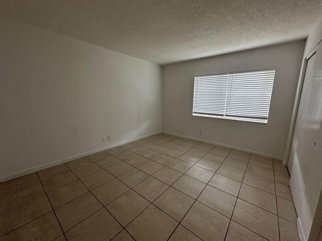 515 S Sequoia Drive, Unit 109, West Palm Beach, FL 33409 Photo