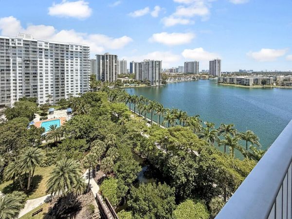 2801 NE 183rd Street, Unit 1212, Aventura, FL 33160