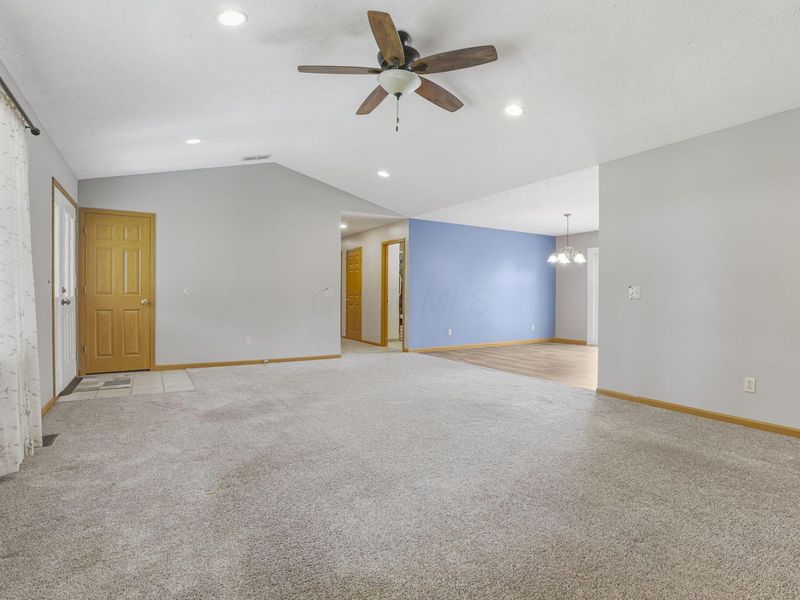 2039 Oakview Drive, Urbana, OH 43078 Photo 11