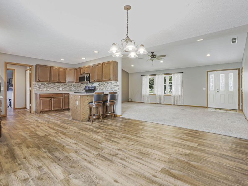 2039 Oakview Drive, Urbana, OH 43078 Photo 13