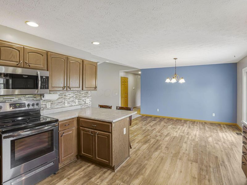2039 Oakview Drive, Urbana, OH 43078 Photo 16