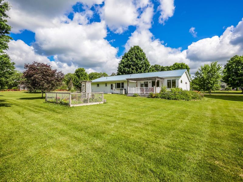 1165 Carryback Drive SW, Pataskala, OH 43062 Photo 4