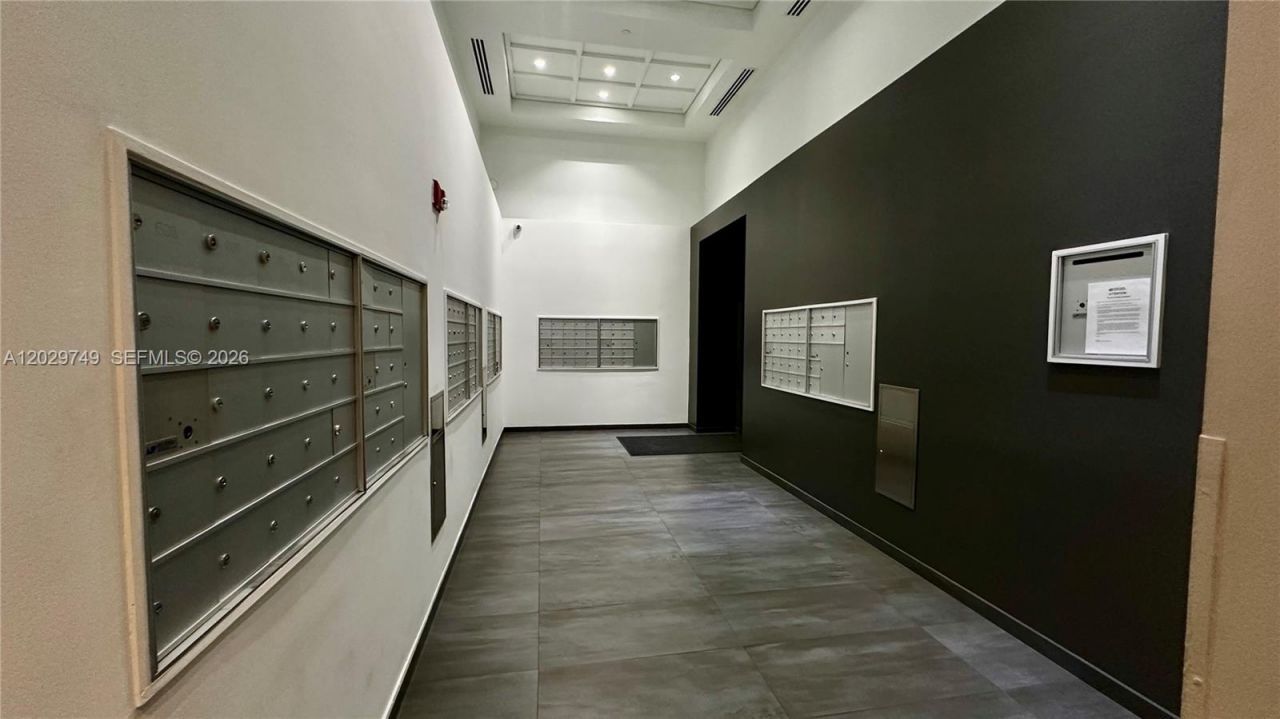 10 Aragon Ave, Unit 1013, Coral Gables, FL 33134 Photo