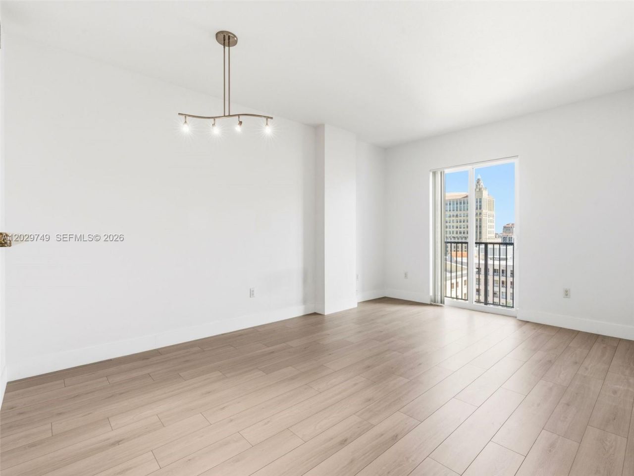 10 Aragon Ave, Unit 1013, Coral Gables, FL 33134 Photo