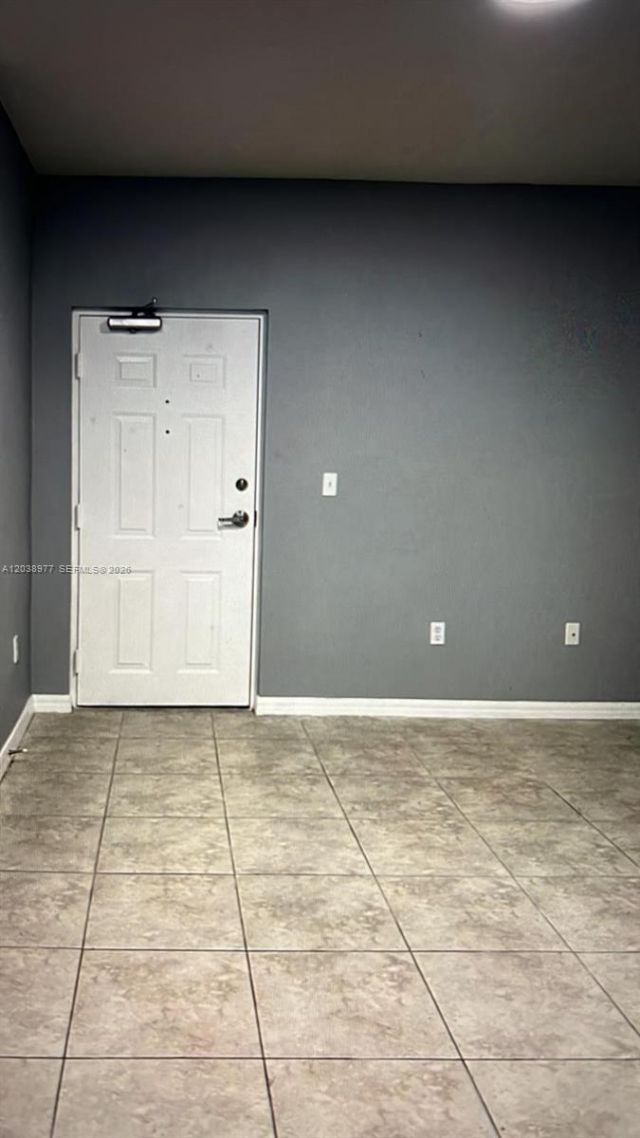115 SW 42nd Ave, Unit 206, Miami, FL 33134 Photo