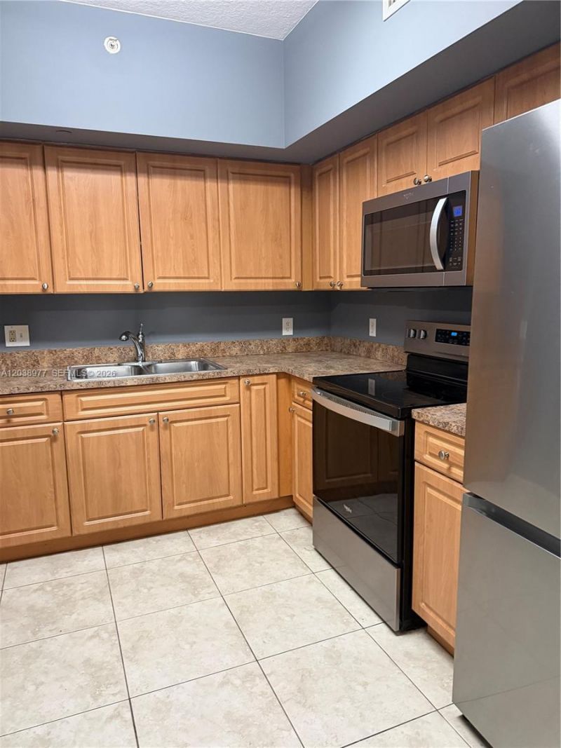 115 SW 42nd Ave, Unit 206, Miami, FL 33134 Photo