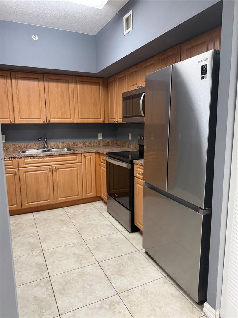 115 SW 42nd Ave, Unit 206, Miami, FL 33134 Photo