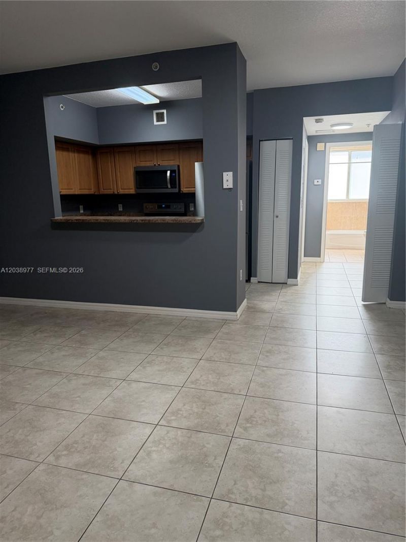 115 SW 42nd Ave, Unit 206, Miami, FL 33134 Photo