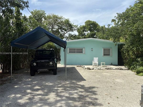 8 Jewfish Ave , Key Largo, FL 33037