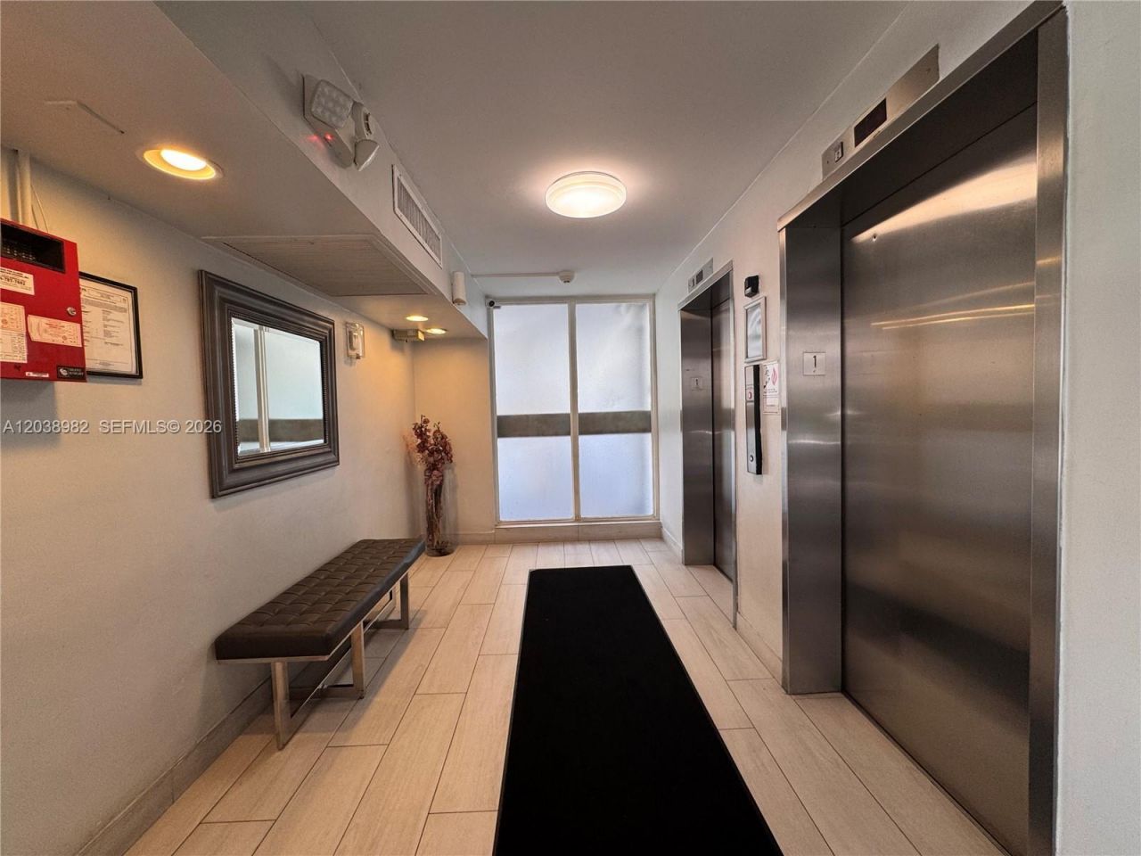 3401 N Country Club Dr, Unit 504, Aventura, FL 33180 Photo
