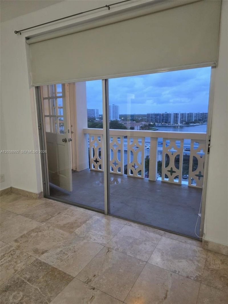 1817 S Ocean Dr, Unit 18, Hallandale Beach, FL 33009 Photo