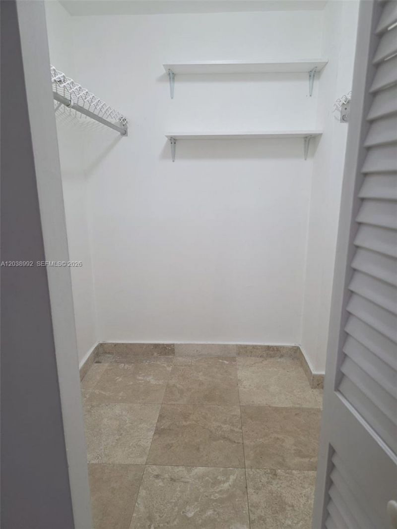 1817 S Ocean Dr, Unit 18, Hallandale Beach, FL 33009 Photo