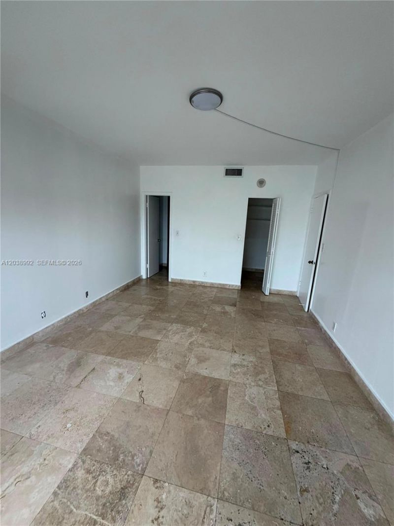 1817 S Ocean Dr, Unit 18, Hallandale Beach, FL 33009 Photo