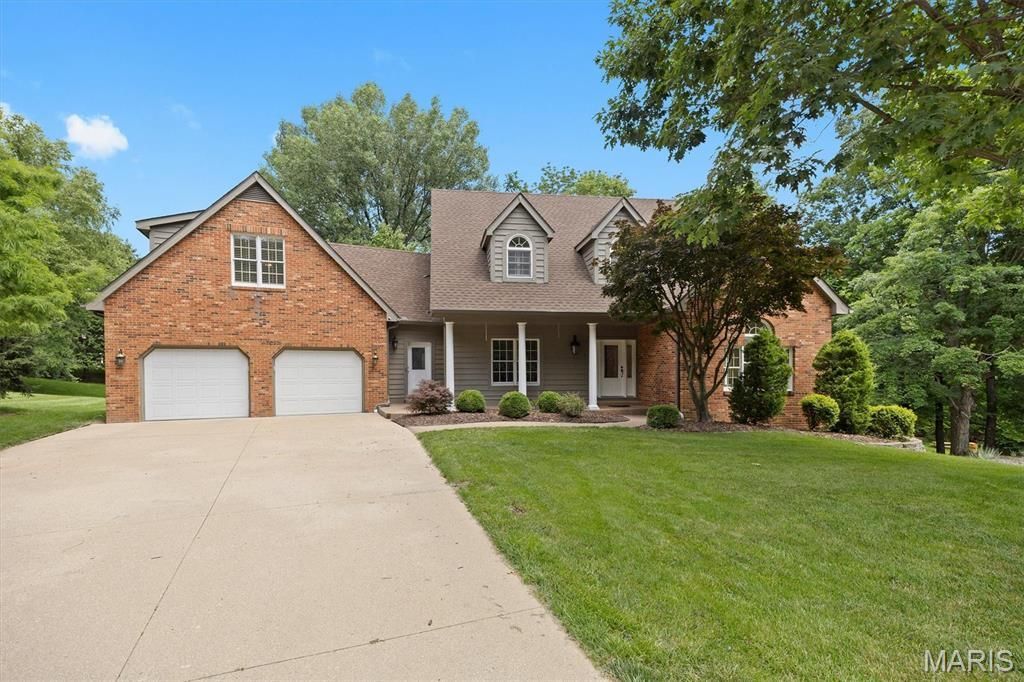 5 Ginger Woods Court , Glen Carbon, IL 62034 Main Photo