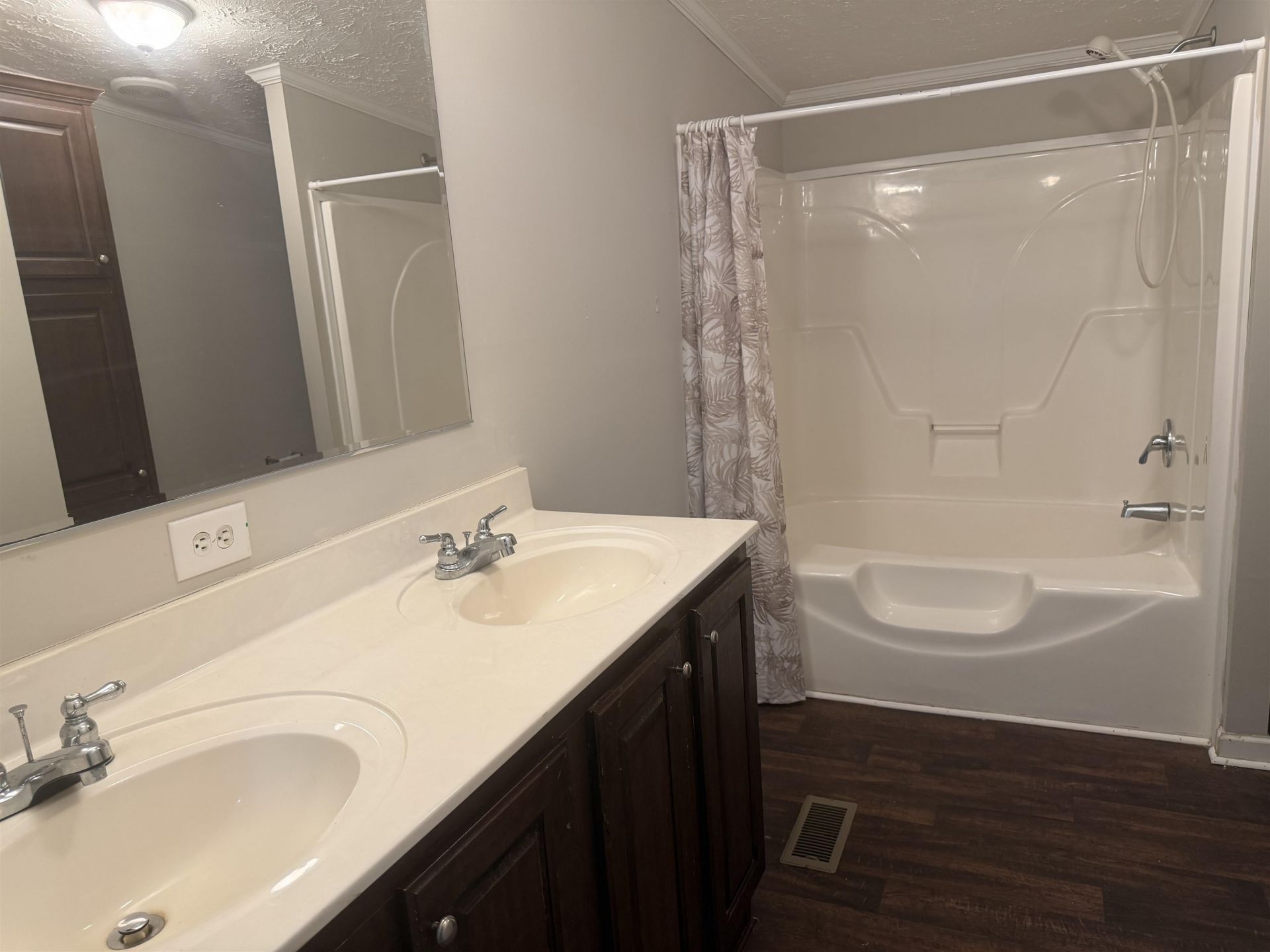 157 Rhodes Rd.  Photo 13