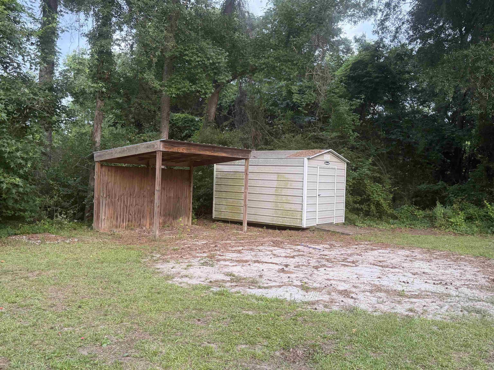 157 Rhodes Rd.  Photo 3