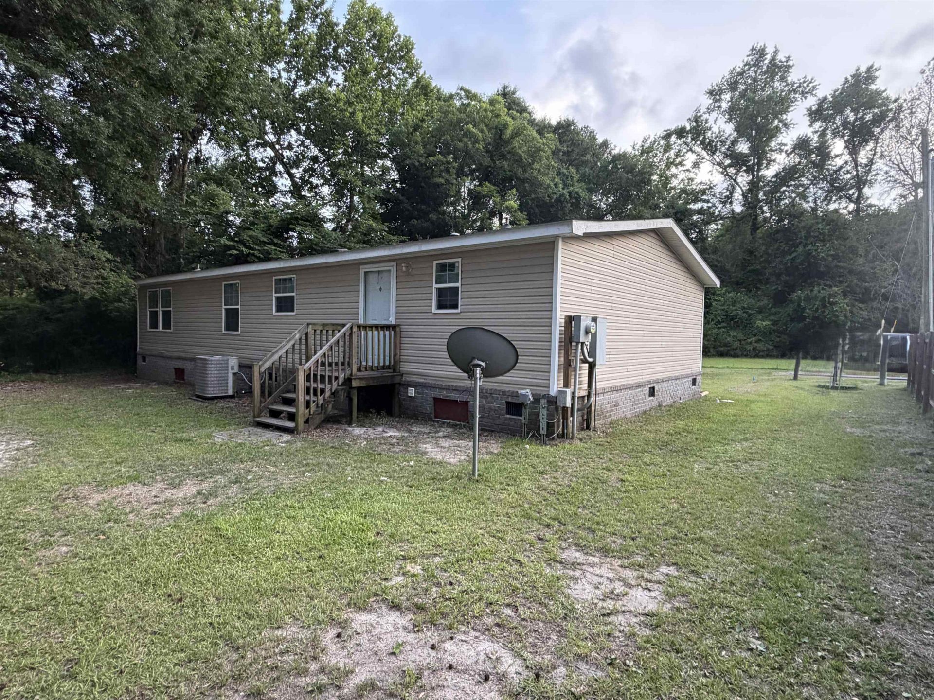 157 Rhodes Rd.  Photo 4