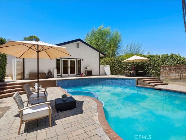 19242 Barrett Lane, North Tustin, CA 92705