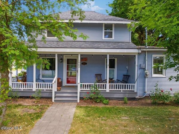 1902 E Lakeside AVE , Coeur d'Alene, ID 83814