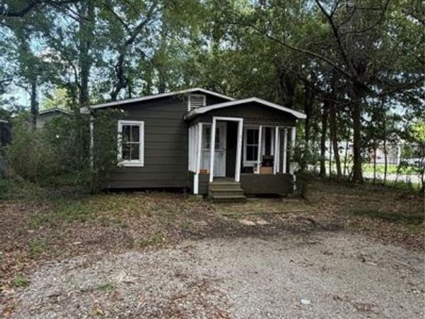 711 S OLIVE Street, Hammond, LA 70403