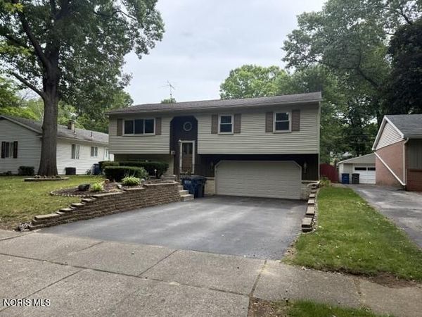 5430 Honeymaple Lane , Toledo, OH 43623