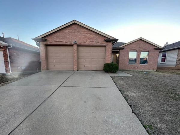8255 Horse Whisper Lane, Fort Worth, TX 76131