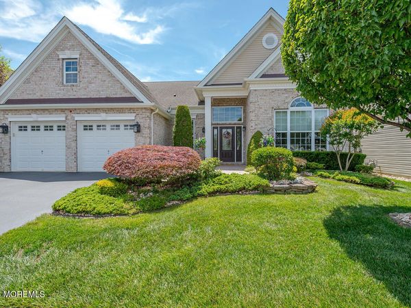 160 Tournament Drive, Monroe, NJ 08831